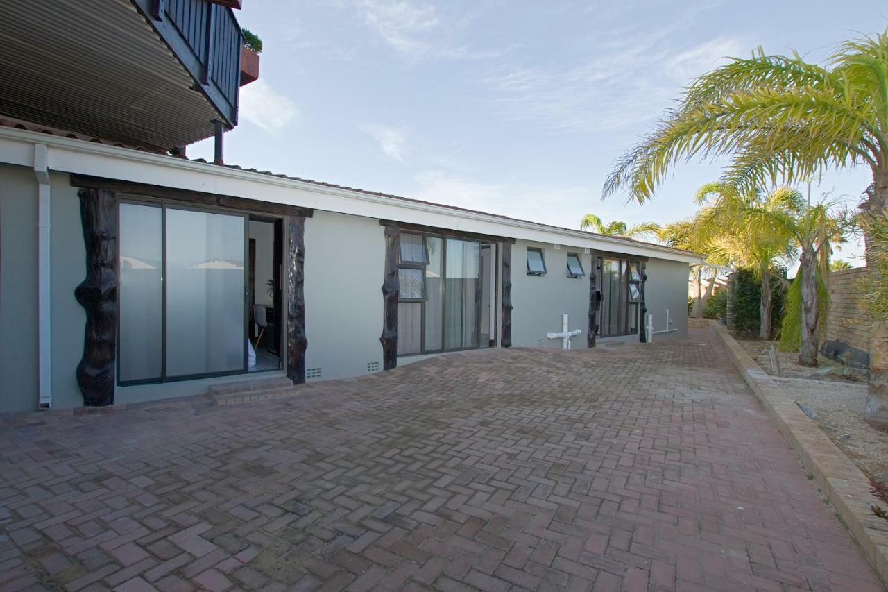 Royal Palms Guest House ポート・エリザベス エクステリア 写真